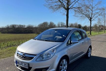 Opel Corsa 185.000 km 3.450 &euro; Mönchengladbach 41189