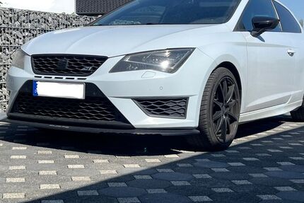 Seat Leon 160.000 km 16.999 &euro; Niederzier 52382