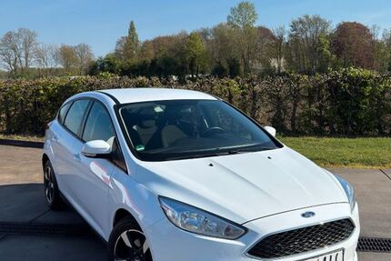 Ford Focus 110.000 km 11.500 &euro; Langenfeld 40764