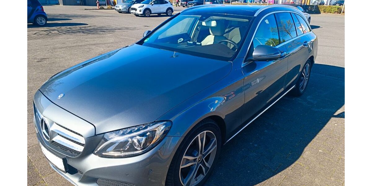 Mercedes-Benz C 220 205.000 km 15.900 &euro; Pulheim 50259