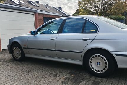 BMW 520 330.000 km 1.900 &euro; Krefeld 47807