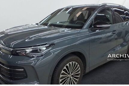 VW Tiguan 24.821 km 36.988 &euro; Leverkusen 51379