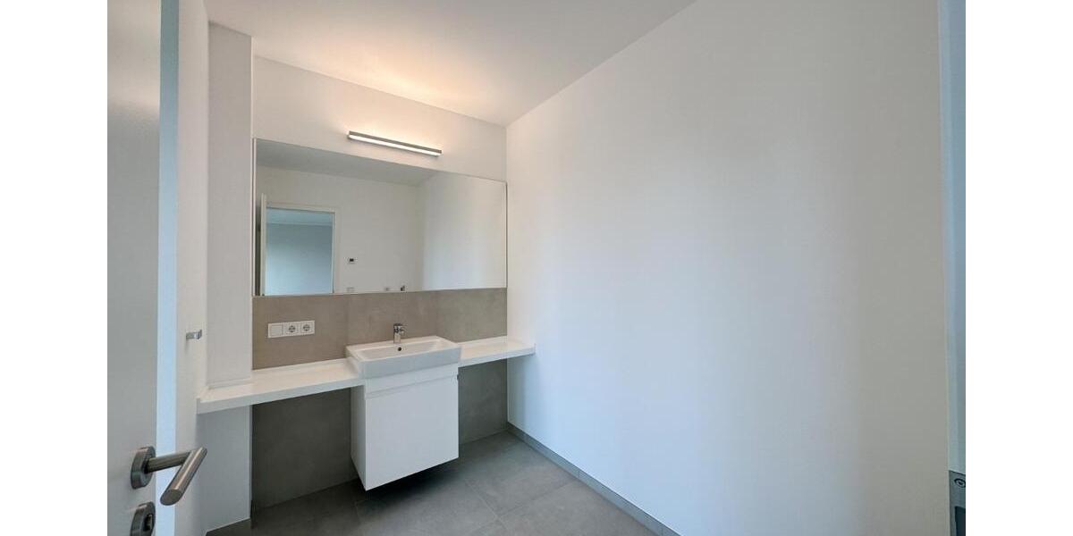 Etagenwohnung Meerbusch - 2.5 Zimmer, 86 m&sup2;, 1.630&euro; | Angebot:26004683