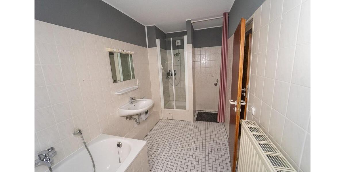 Dachgeschoßwohnung Korschenbroich - 2 Zimmer, 80 m&sup2;, 260.000&euro; | Angebot:25991136