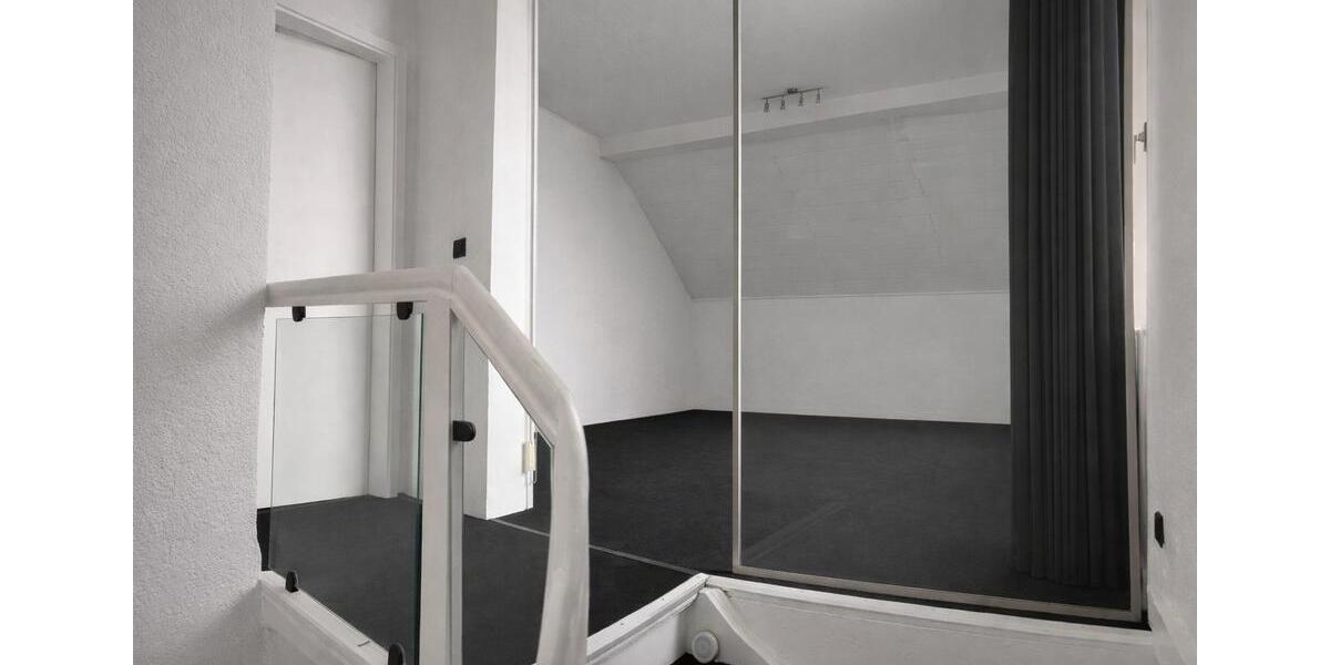 Etagenwohnung Mönchengladbach Nord - 3 Zimmer, 110 m&sup2;, 1.250&euro; | Angebot:26042324