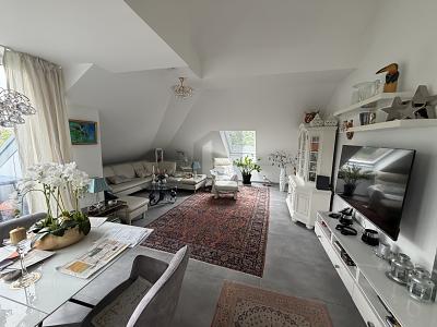 ZEITLOSES WOHNEN MIT CHARAKTER - Dachgeschoßwohnung Düsseldorf Stadtbezirk 5 | Angebot:26990142
