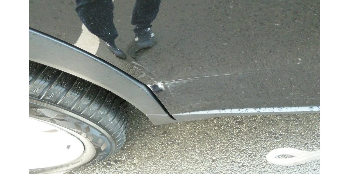 BMW X3 2.0 D x drive Autom. Pano Leder Lachschäden 313.000 km 7.900 &euro; Ratingen 40885