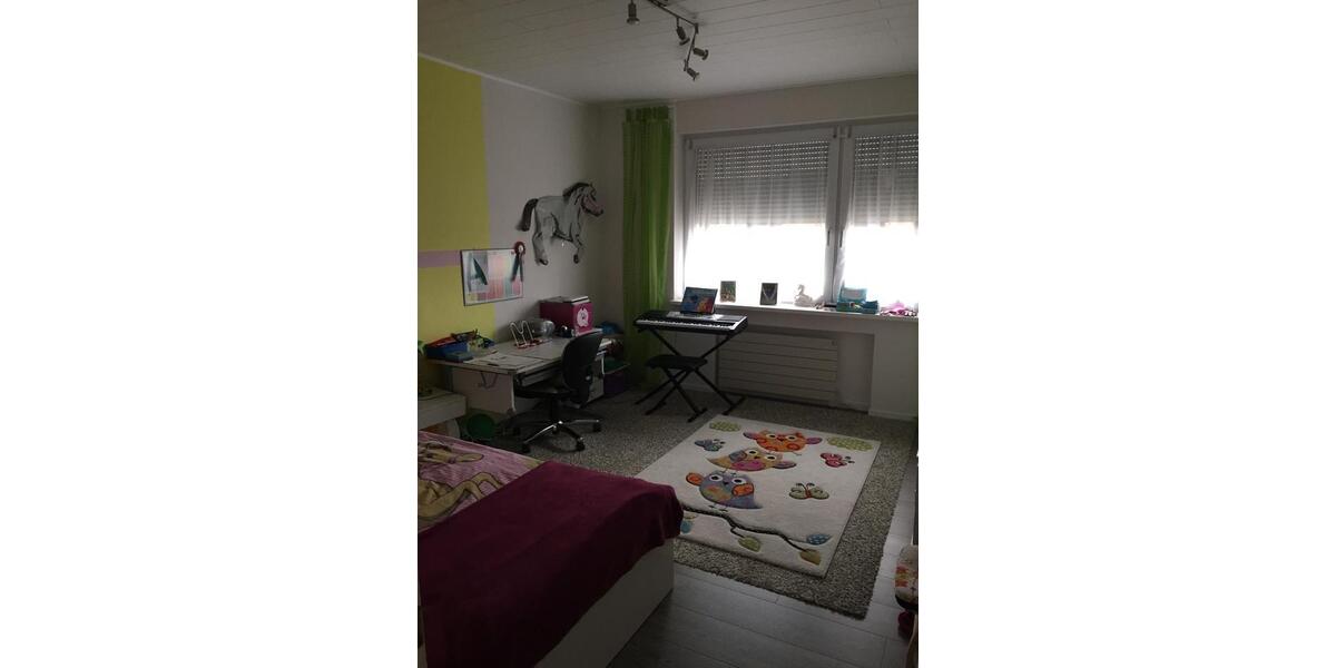 Etagenwohnung Niederzier - 3 Zimmer, 75 m&sup2;, 150.000&euro; | Angebot:26211062