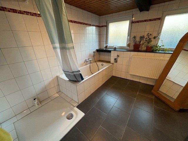 Doppelhaushälfte Mönchengladbach Wickrathberg - 5 Zimmer, 150 m&sup2;, 346.000&euro; | Angebot:25705955