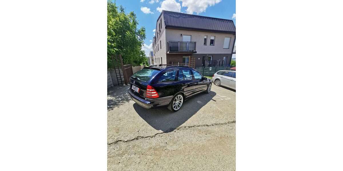 Mercedes-Benz 320 250.000 km 5.000 &euro; Düsseldorf 40472