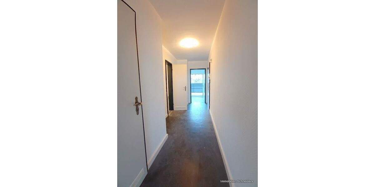 Etagenwohnung Krefeld Cracau - 2 Zimmer, 64 m&sup2;, 580&euro; | Angebot:26106533