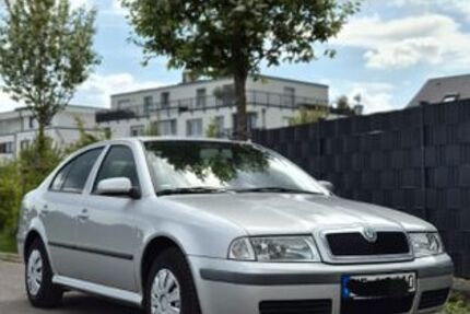 Skoda Octavia 136.000 km 2.450 &euro; Korschenbroich 41352