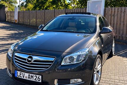 Opel Insignia 206.555 km 5.750 &euro; Leverkusen 51381