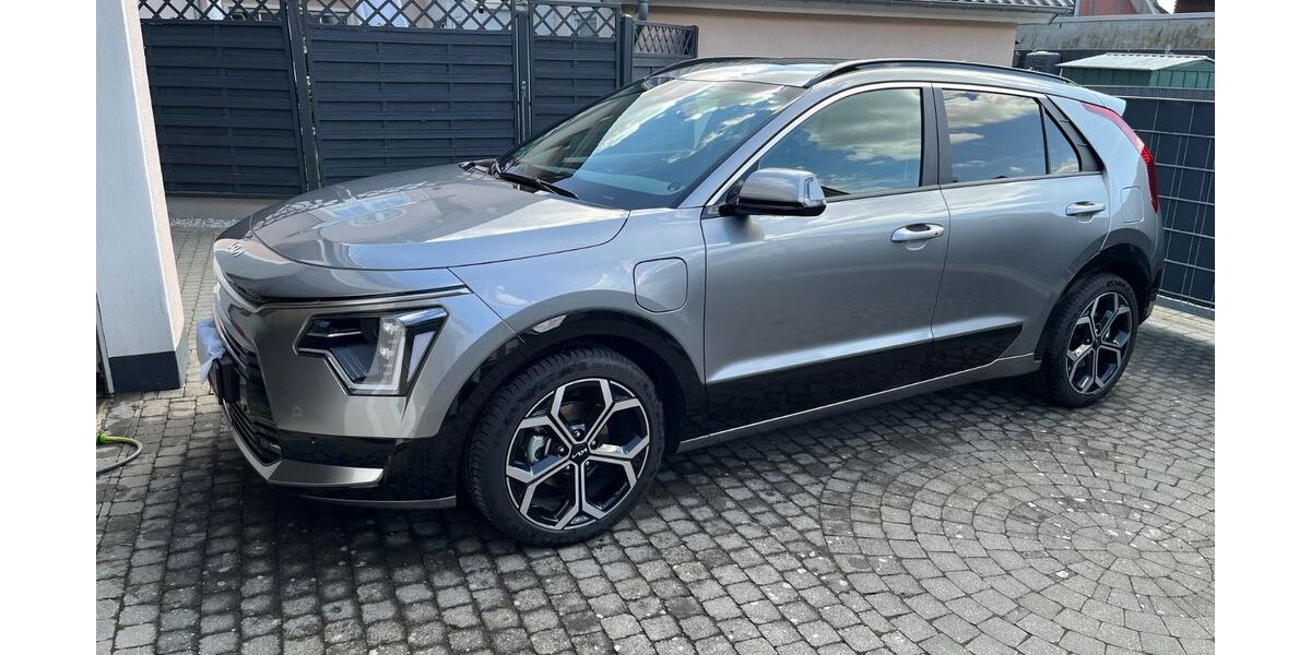 Kia Niro 2.775 km 33.950 &euro; Jülich 52428