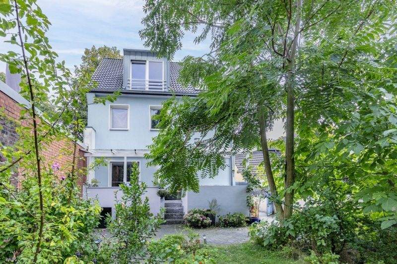 Mehrfamilienhaus, Wohnhaus Köln Lövenich - 5 Zimmer, 168 m&sup2;, 870.000&euro; | Angebot:25834570