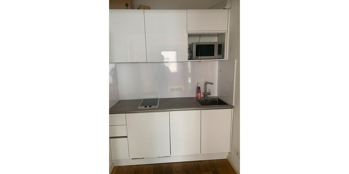Etagenwohnung Düsseldorf Stadtmitte - 1 Zimmer, 28 m&sup2;, 800&euro; | Angebot:25841759
