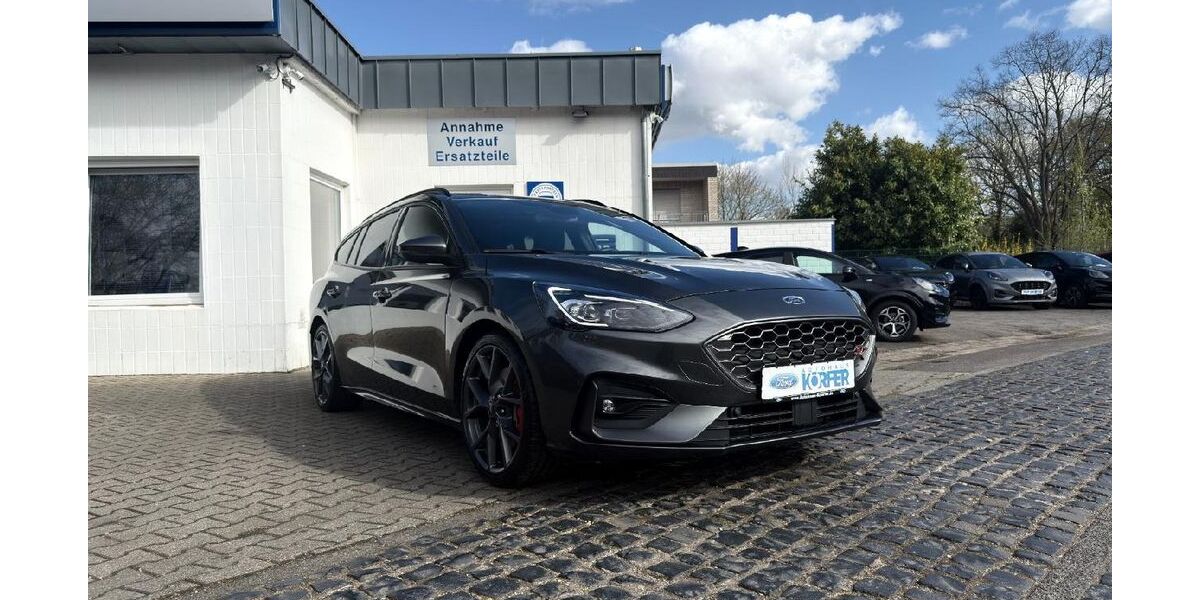 Ford Focus 74.600 km 21.990 &euro; Grevenbroich 41517