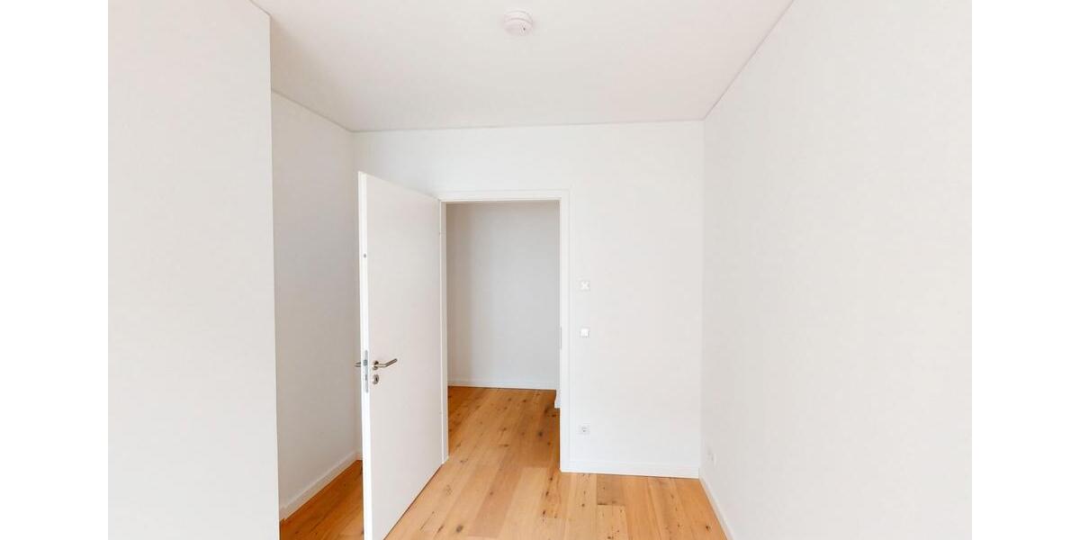 Erdgeschoßwohnung Düsseldorf Stadtbezirk 3 - 4 Zimmer, 93 m&sup2;, 1.850&euro; | Angebot:25991736