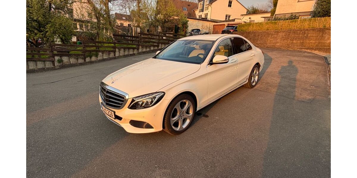 Mercedes-Benz C 180 77.345 km 19.600 &euro; Hilden 40724