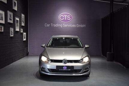 VW Golf 62.696 km 11.900 &euro; Düsseldorf 40476