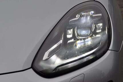 Porsche Cayenne 169.000 km 41.897 &euro; Neuss 41468