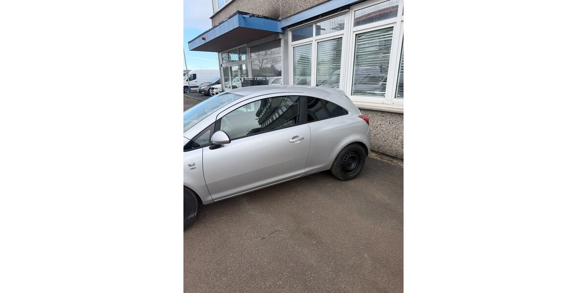 Opel Corsa D 155.238 km 4.499 &euro; Willich 47877
