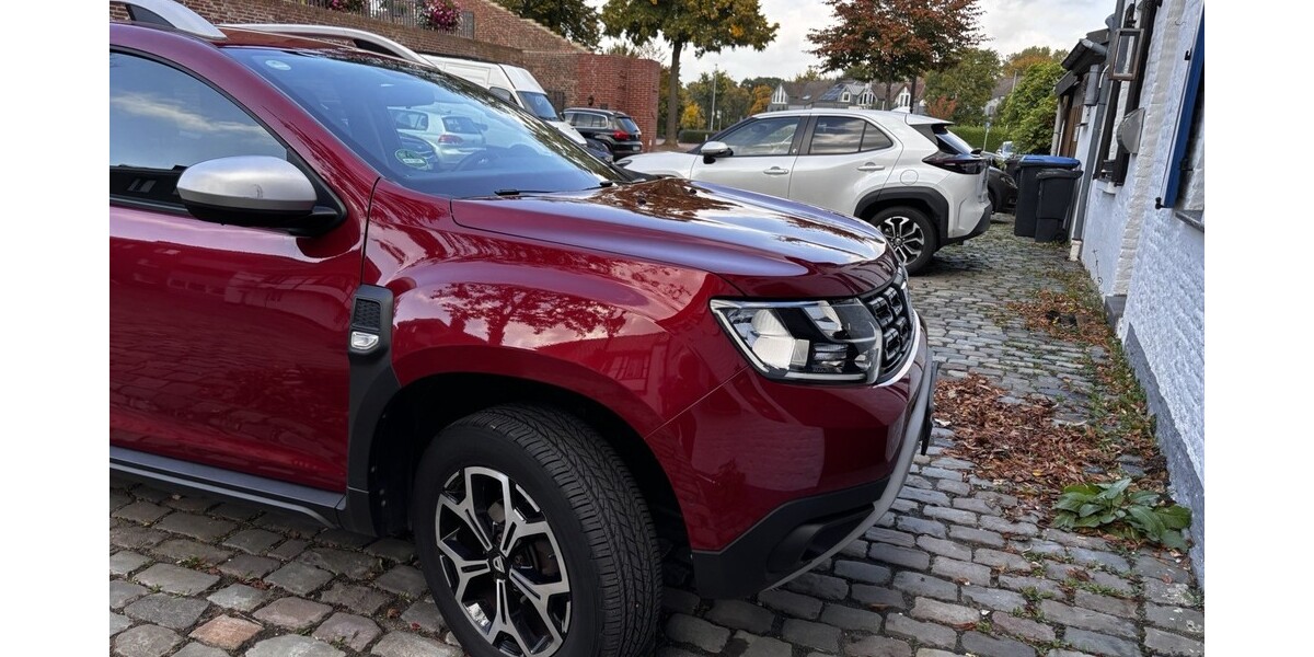 Dacia Duster 77.000 km 12.900 &euro; Erkelenz 41812