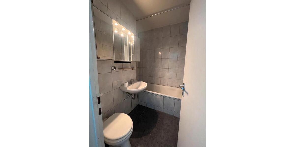 Etagenwohnung Kerpen Balkhausen - 2 Zimmer, 65 m&sup2;, 145.000&euro; | Angebot:26897159