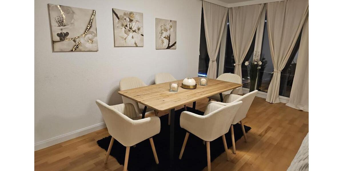 Etagenwohnung Düsseldorf Pempelfort - 3 Zimmer, 89 m&sup2;, 2.600&euro; | Angebot:26305500