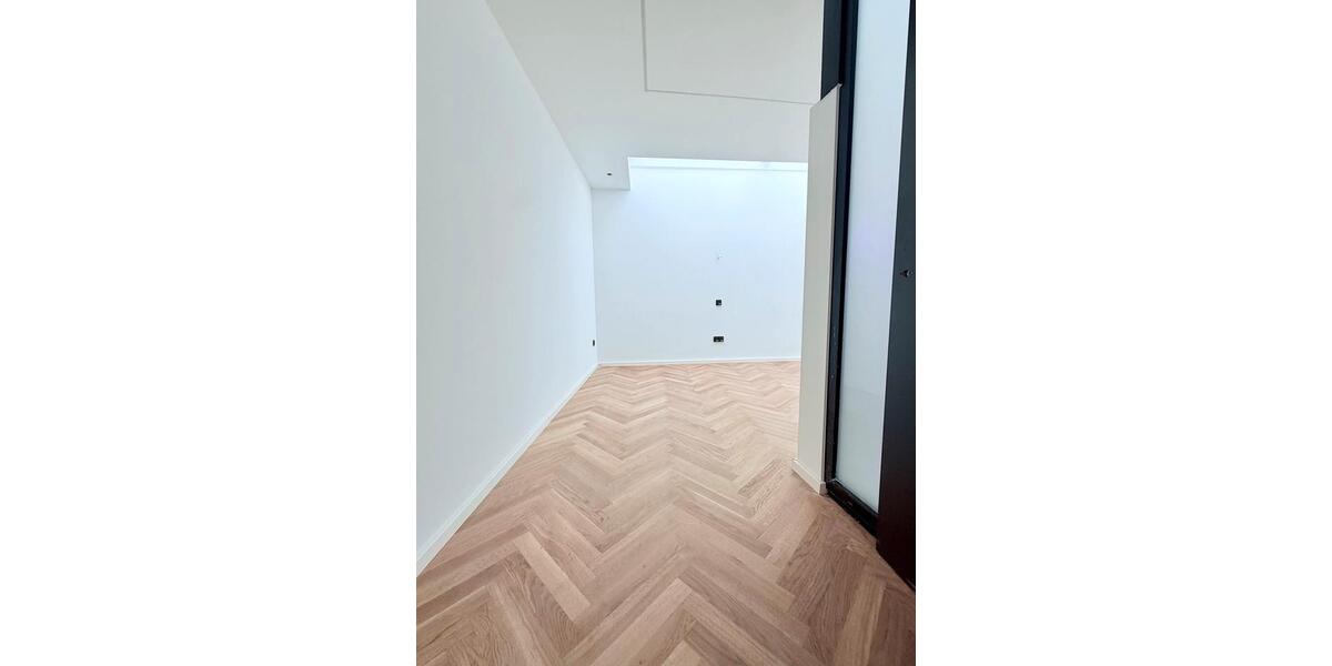 Terrassenwohnung Düsseldorf Pempelfort - 3 Zimmer, 118 m&sup2;, 2.800&euro; | Angebot:26250323