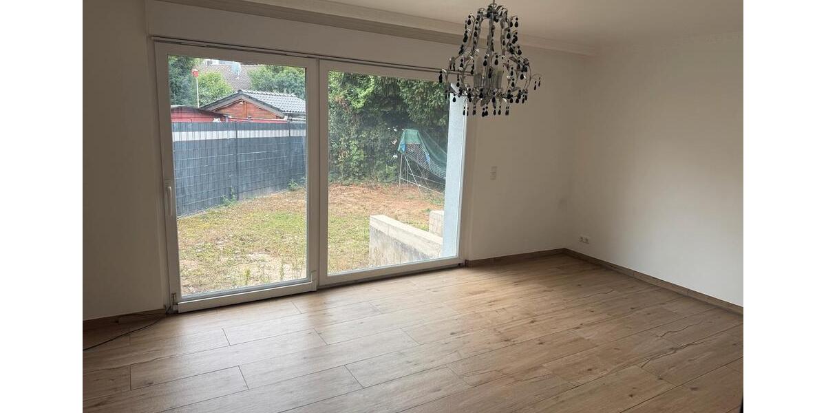 Reihenhaus Kerpen - 5 Zimmer, 130 m&sup2;, 1.750&euro; | Angebot:25905813