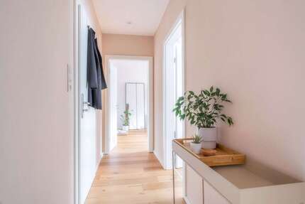 Wohnung Düsseldorf Heerdt - 2 Zimmer, 50 m&sup2;, 220.000&euro; | Angebot:26207434