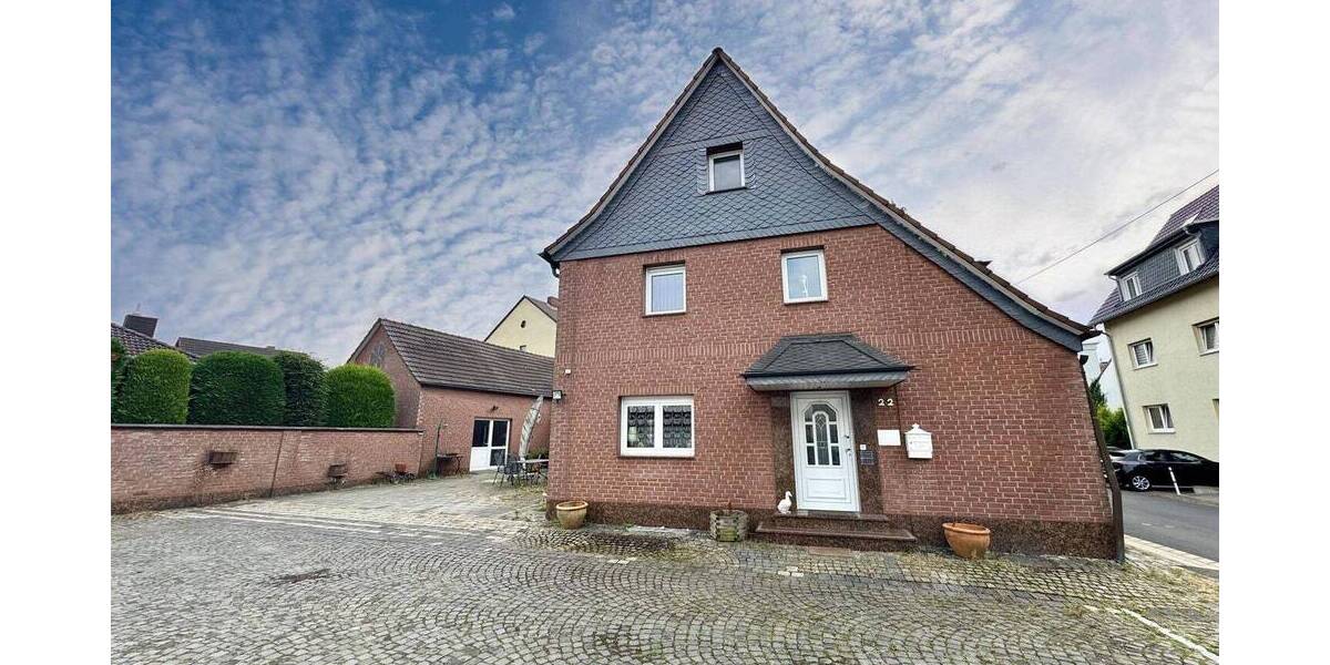 Mehrfamilienhaus, Wohnhaus Leverkusen Bürrig - 6 Zimmer, 159 m&sup2;, 599.000&euro; | Angebot:25926433