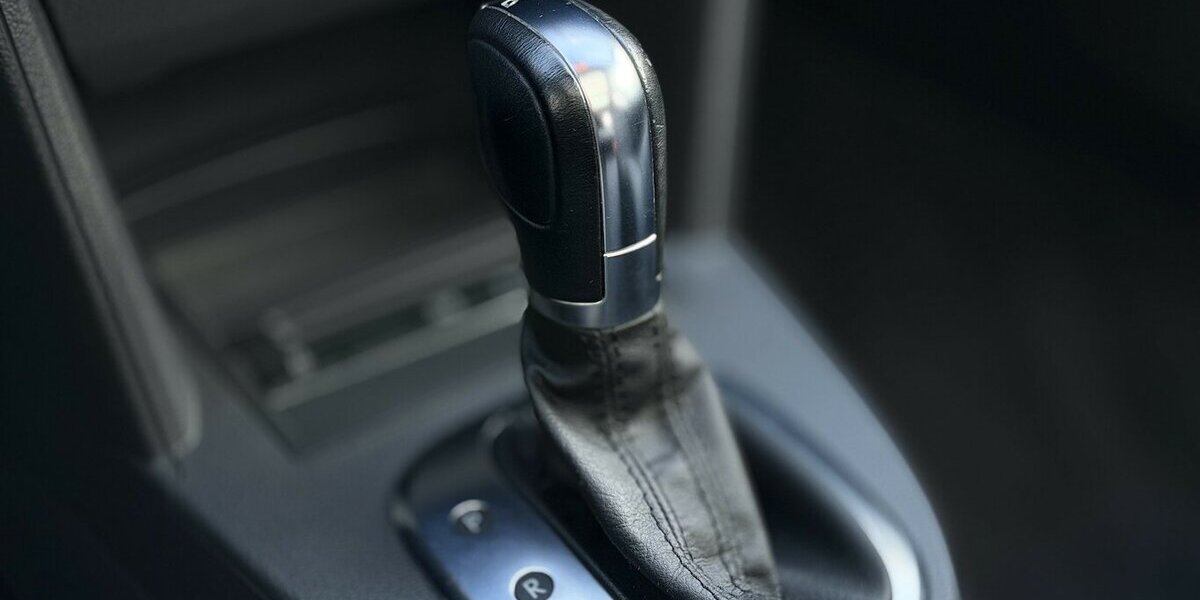 VW Touran Cross / 2,0 TDI / 170 PS / PANO / 7 Sitze 185.000 km 12.790 &euro; Mönchengladbach 41066