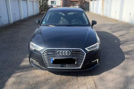 Audi A3 170.000 km 12.900 &euro; Leverkusen 51371