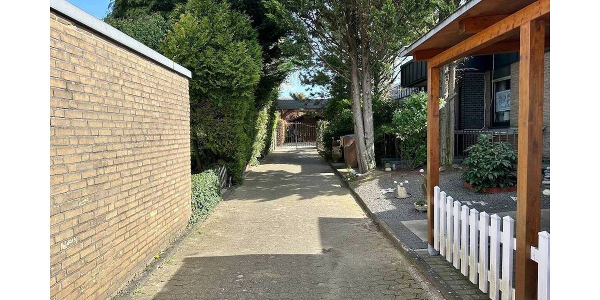 Bungalow Neuss Hoisten - 5 Zimmer, 107 m&sup2;, 449.000&euro; | Angebot:26154719