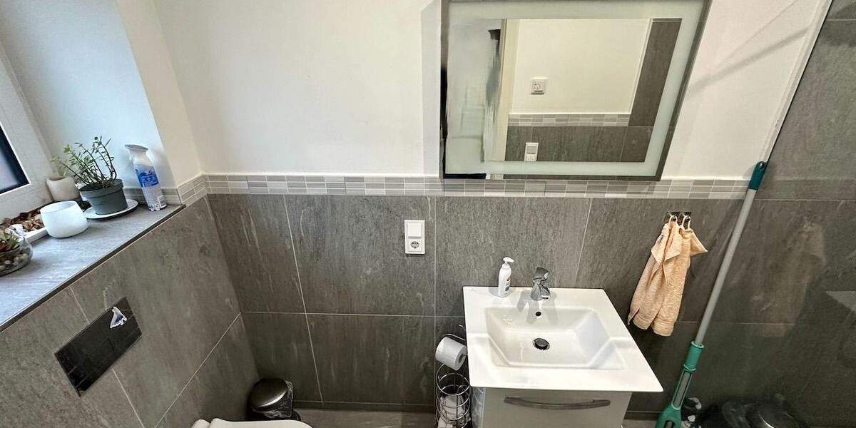 Einfamilienhaus Neuss Stadionviertel - 7 Zimmer, 255 m&sup2;, 998.000&euro; | Angebot:25687662