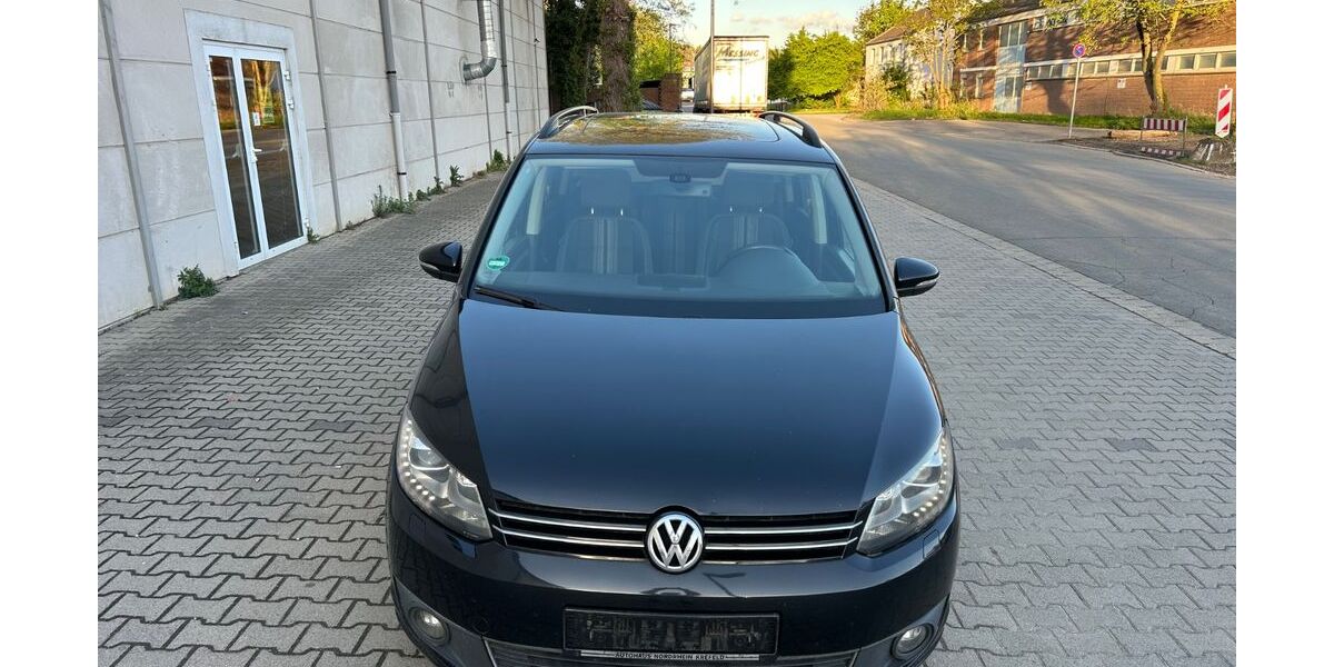 VW Touran 273.465 km 7.000 &euro; Krefeld 47807