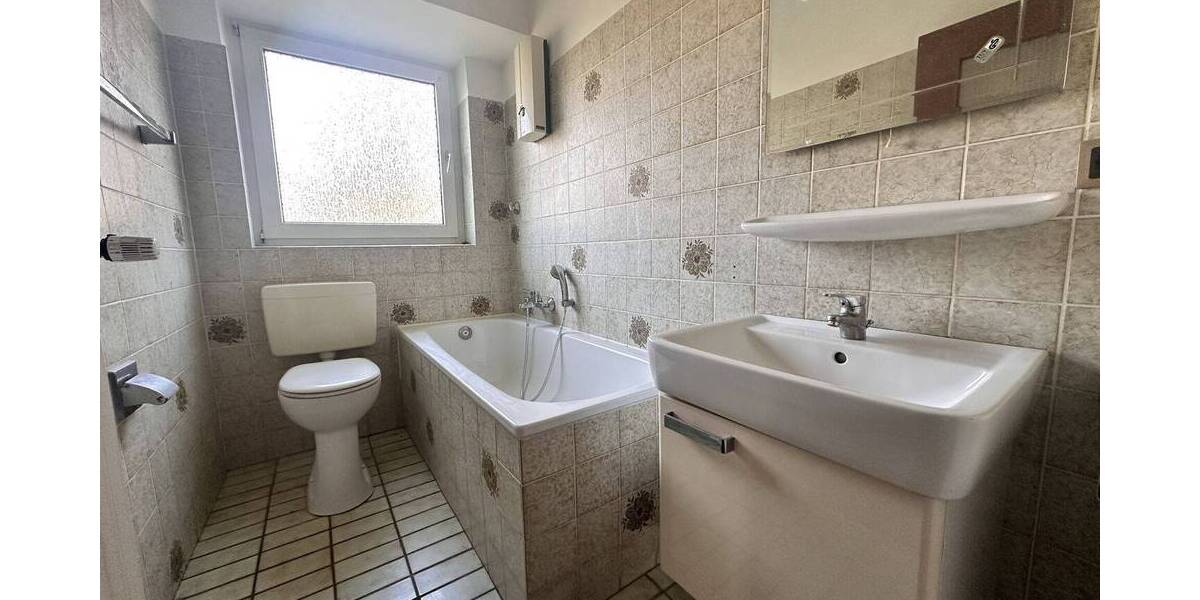 Etagenwohnung Mönchengladbach Schrievers - 3 Zimmer, 65 m&sup2;, 125.000&euro; | Angebot:26204519