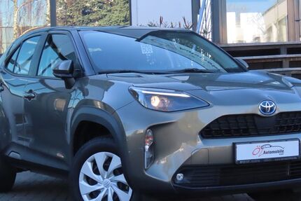 Toyota Yaris 64.257 km 21.900 &euro; Neuss 41469