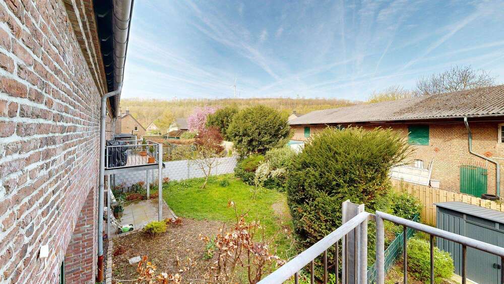 Etagenwohnung Grevenbroich - 4 Zimmer, 106 m&sup2;, 995&euro; | Angebot:26102513