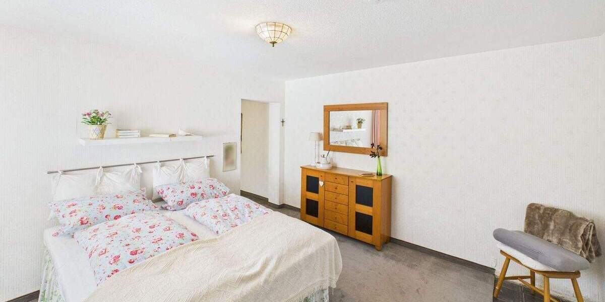 Einfamilienhaus Wassenberg - 1 Zimmer, 260 m&sup2;, 379.000&euro; | Angebot:25814266