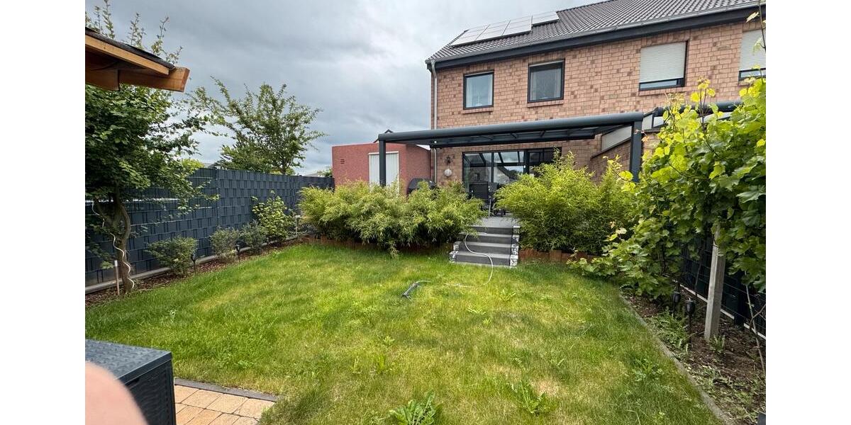 Reihenhaus Titz - 6 Zimmer, 133 m&sup2;, 450.000&euro; | Angebot:25419134