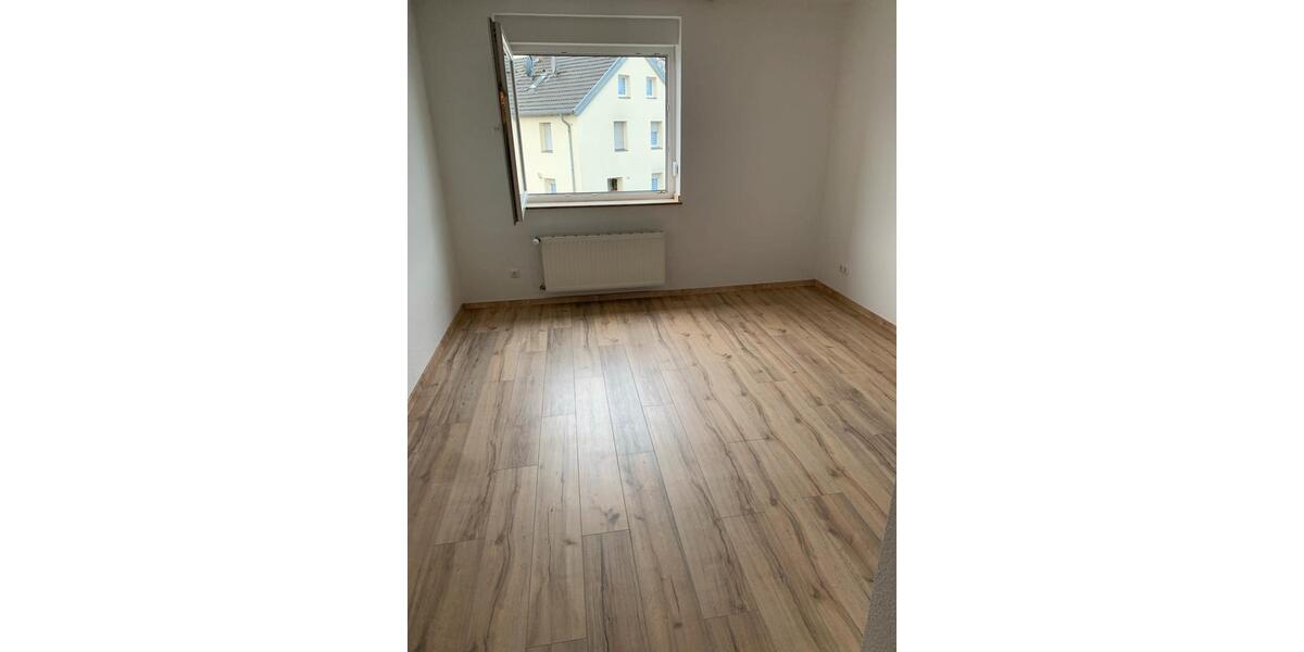 Etagenwohnung Krefeld Benrad - 2 Zimmer, 165.000&euro; | Angebot:22606467