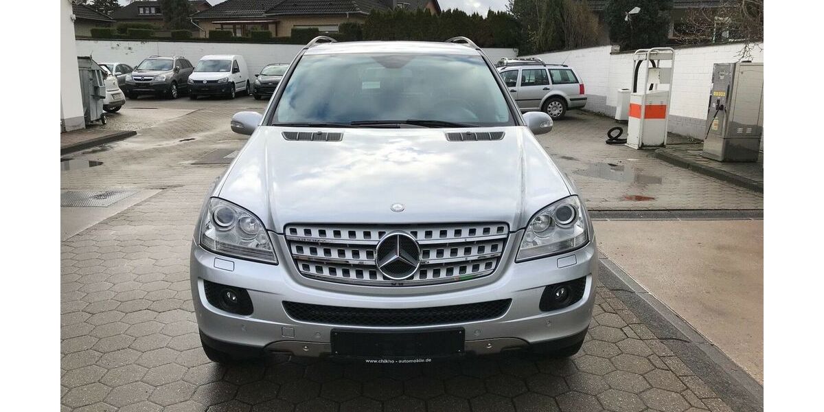Mercedes-Benz ML 280 302.000 km 7.990 &euro; Jüchen 41363