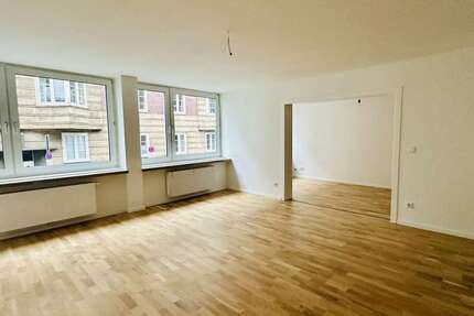 Wohnung Düsseldorf - 4 Zimmer, 105 m&sup2;, 1.610&euro; | Angebot:26187343