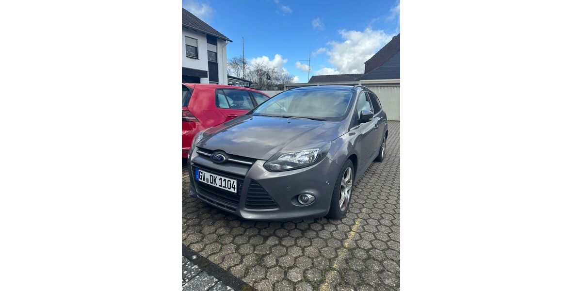 Ford Focus 105.000 km 2.300 &euro; Dormagen 41542