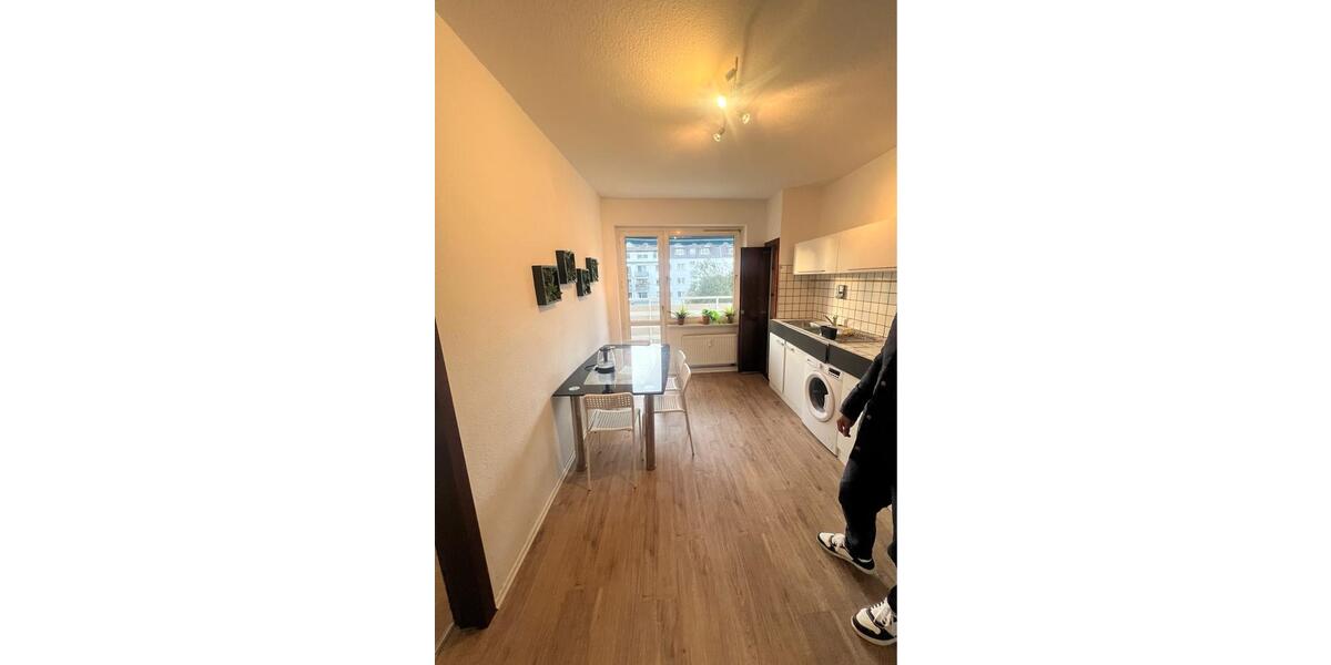 Etagenwohnung Düsseldorf Flingern Süd - 1 Zimmer, 57 m&sup2;, 690&euro; | Angebot:25987347