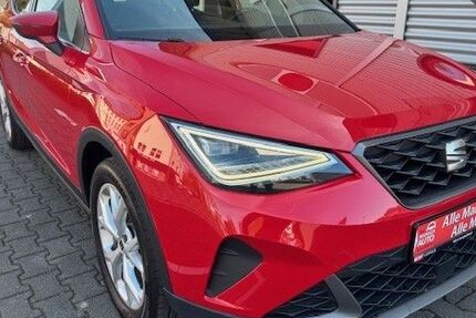 Seat Arona 105.500 km 15.900 &euro; Mönchengladbach 41239