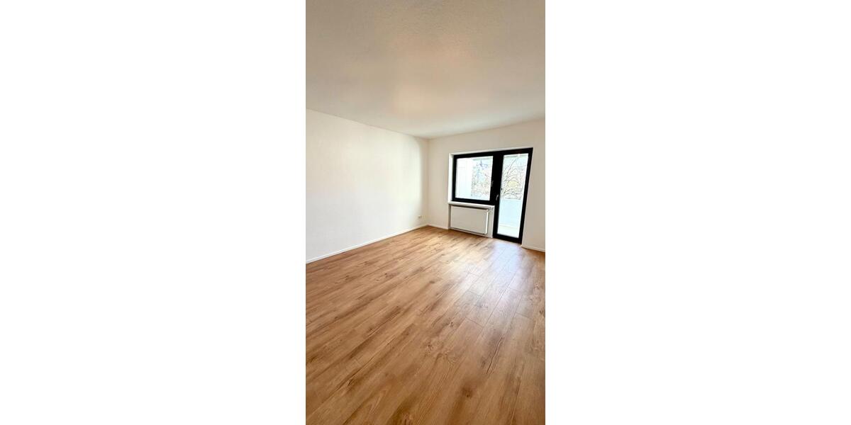 Etagenwohnung Düsseldorf Pempelfort - 3 Zimmer, 1.850 m&sup2;, 1.850&euro; | Angebot:26262958